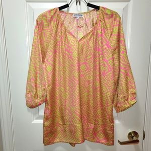 💞 NWOT Buckhead Betties Neon Tribal blouse M